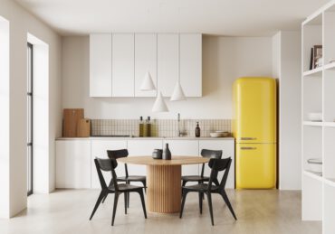 Houten ronde eettafel sfeervol dineren in stijl